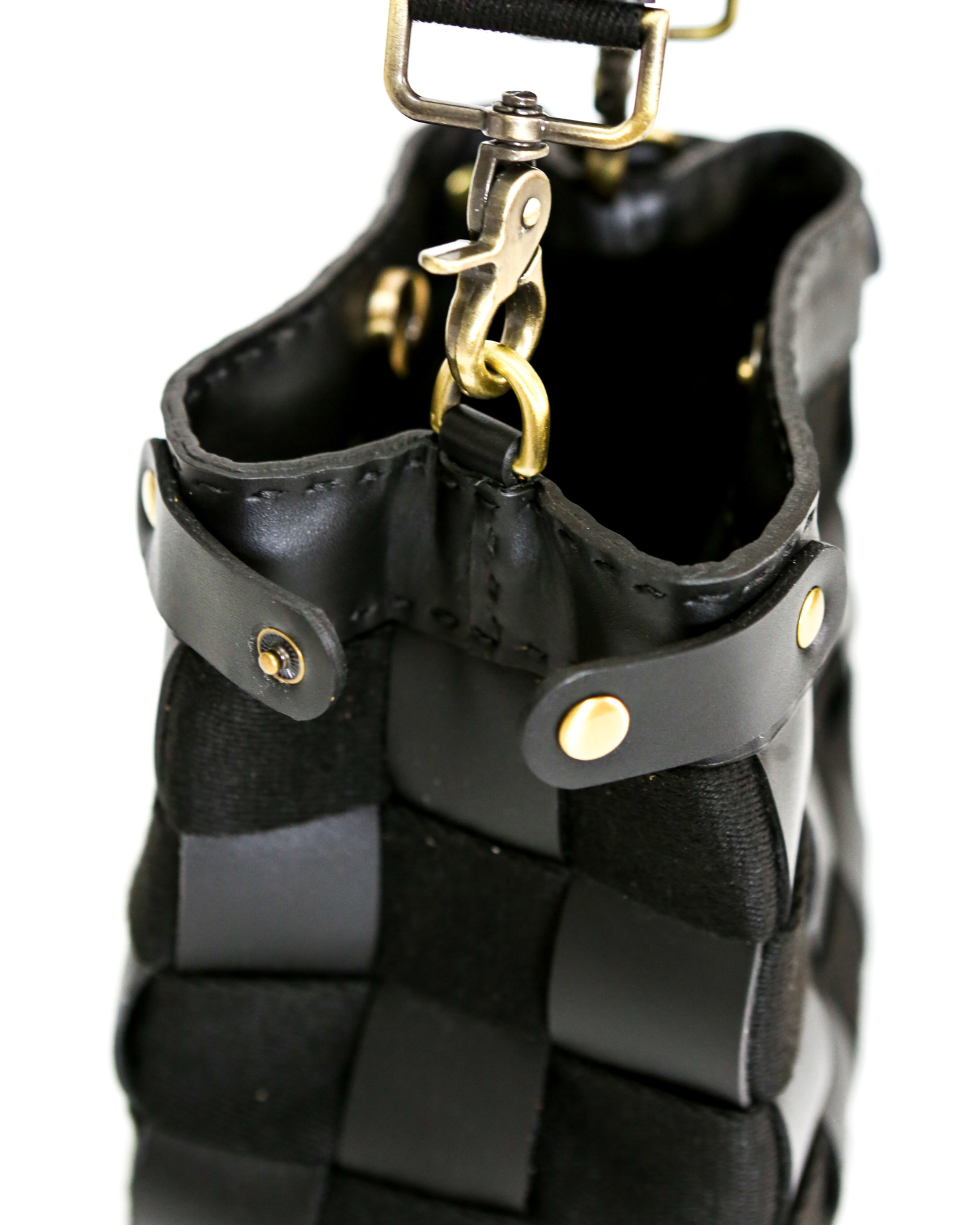 Supot Black