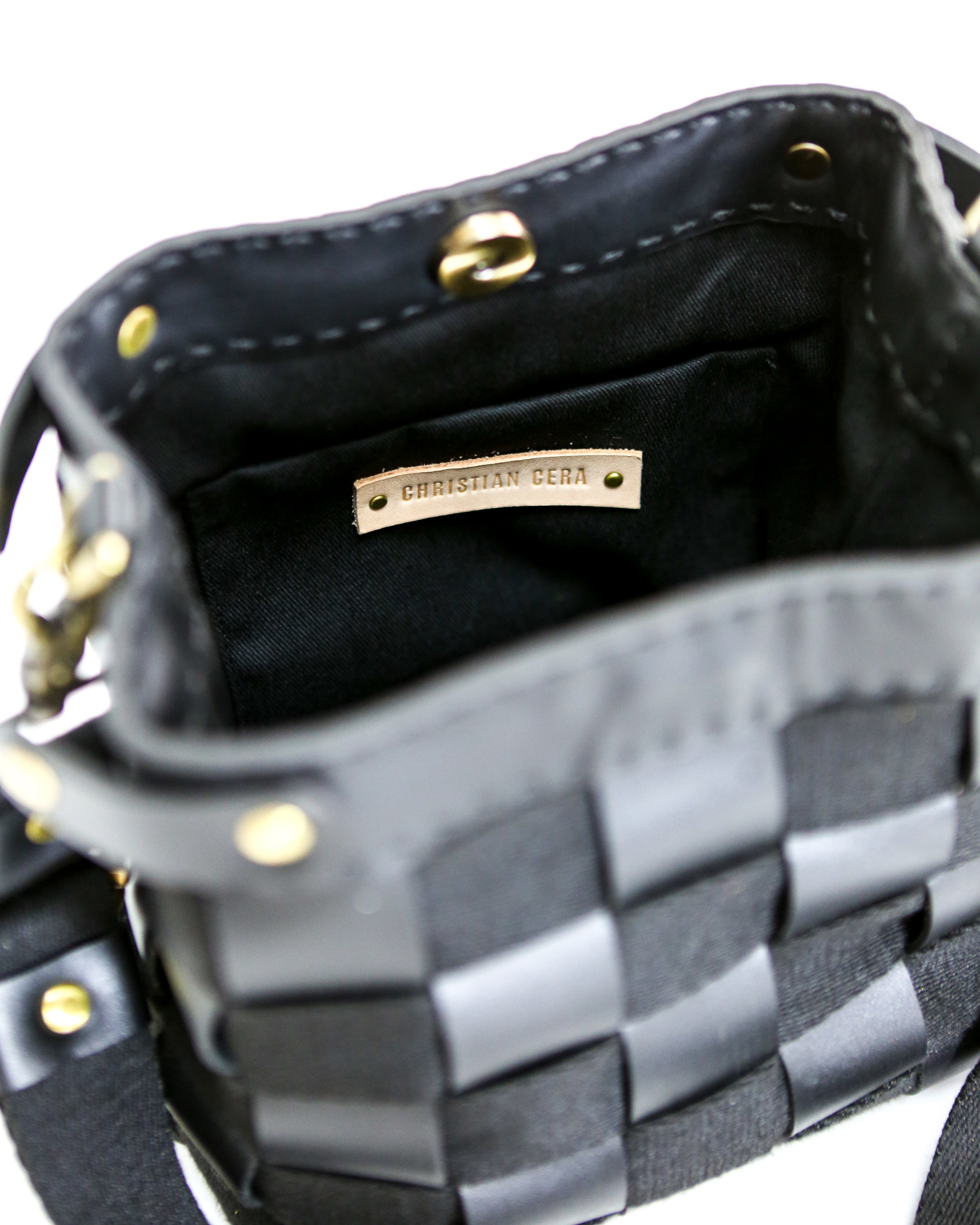 Supot Black
