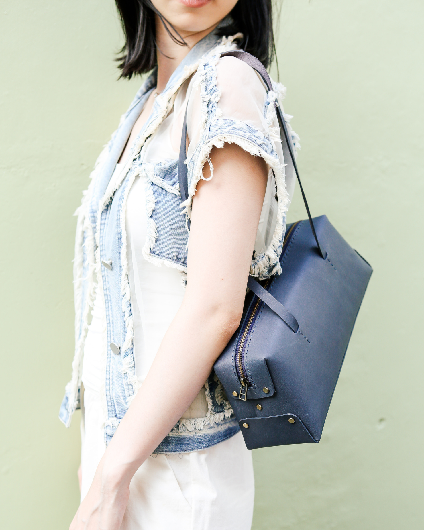 Caja East-West Navy Blue