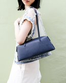 Caja East-West Navy Blue
