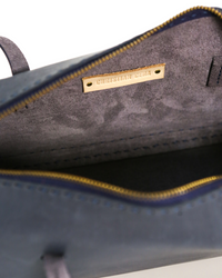 Caja East-West Navy Blue