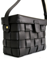 Tampipi Black